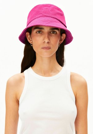 ARMEDANGELS, BUCKET HAT UNISEX - Hoed - very berry washed