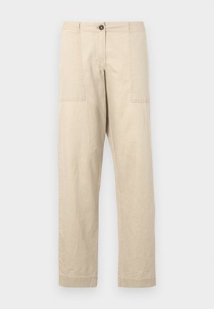 Timberland UTILITY FATIGUE PANTS - Broek - safari