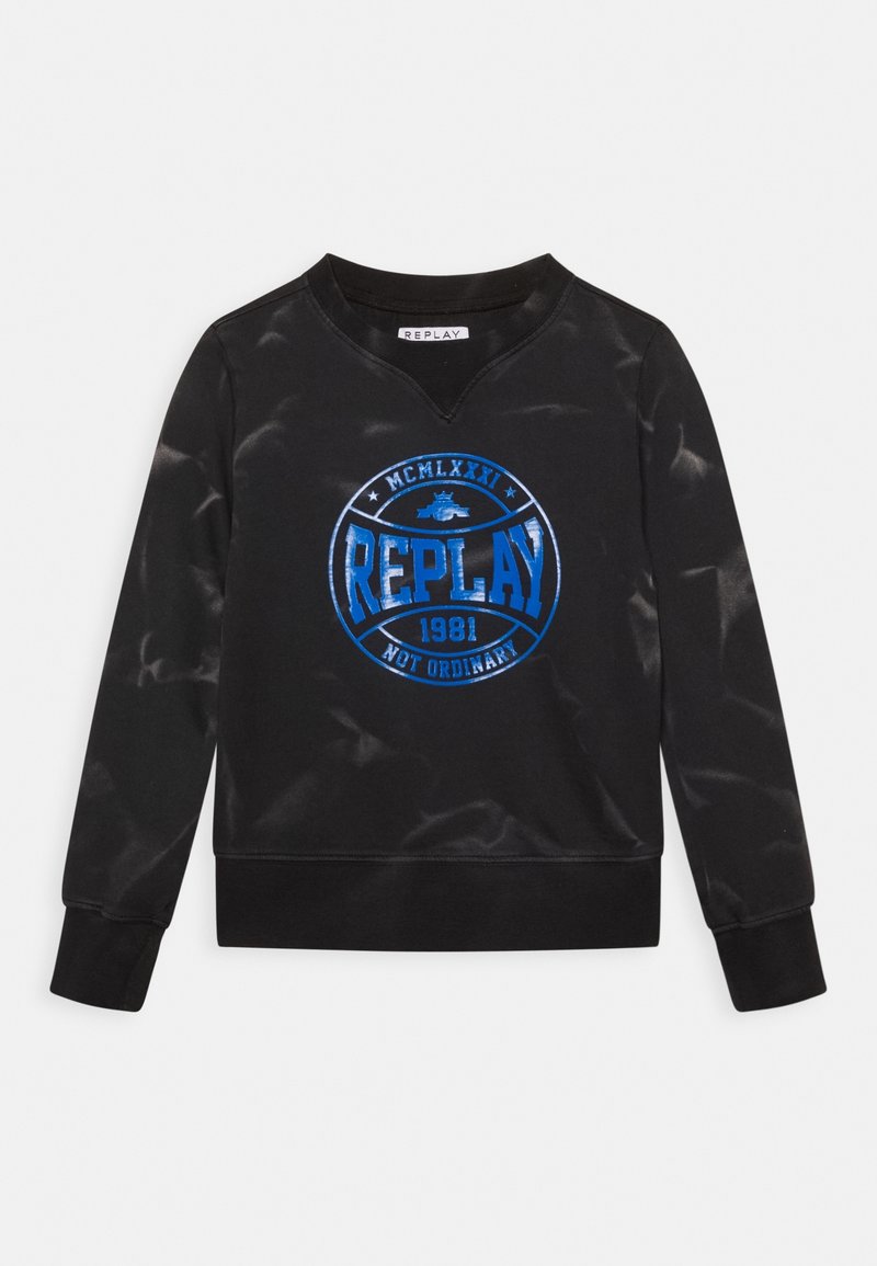 Sweat-shirt noir à manches longues avec logo circulaire bleu "REPLAY 1981 Not Ordinary" et détails blancs usés sur les manches et le corps.