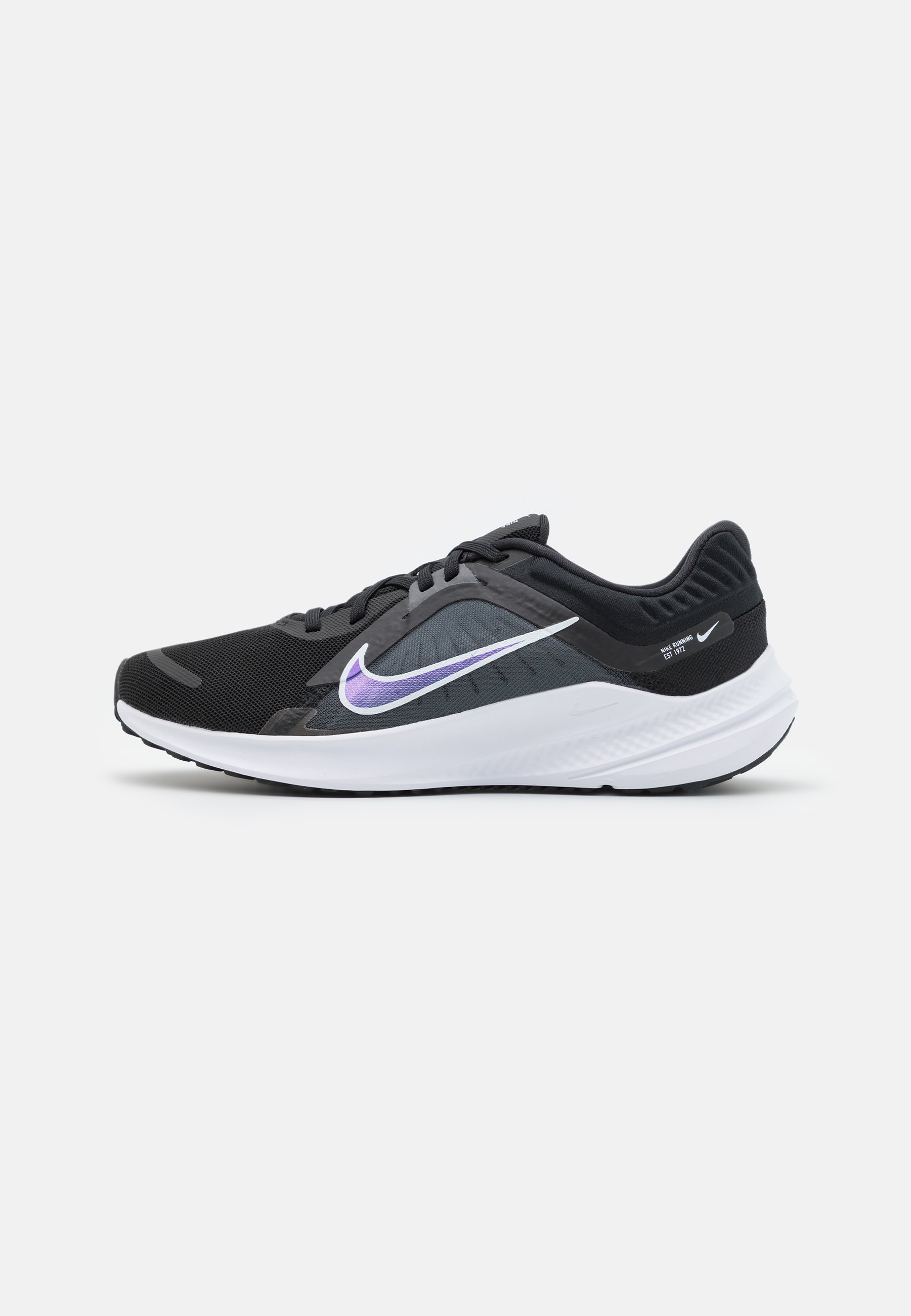 Nike running quest trainers in black  and  white womens Clearance
