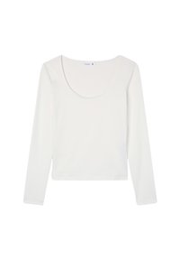 Biała, longsleeve koszulka z dekoltem w łódkę, wykonana z miękkiego materiału, o krótkim kroju i gładkiej fakturze, minimalne detale.