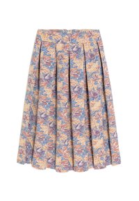 Plissérok in een bloemmotief, met tinten blauw, oranje en paars op een lichte achtergrond. Gemaakt van gestructureerde stof.