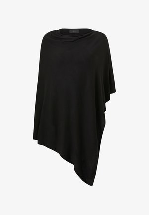 Sort poncho lavet af blødt stof, med et draperet design, asymmetrisk kant og en glat, tekstureret overflade.
