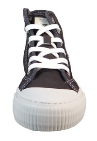 Wysokie sneakersy z ciemnoszarym płóciennym cholewką, białą gumową podeszwą i białymi sznurowadłami. Posiadają wzmocnione szwy oraz detal z logo na języku.