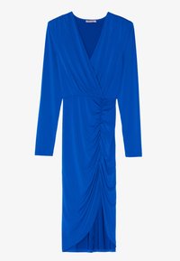 Robe longue à manches longues bleu royal avec un décolleté en V profond, des détails froncés sur le devant et une coupe slim qui tombe sous le genou. Tissu doux.