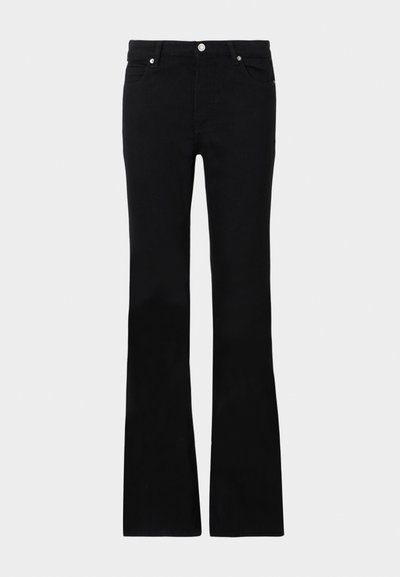 Pantalones vaqueros de talle ancho en negro, confeccionados en denim, con dos bolsillos frontales, cierre de botón y una textura suave. Costuras distintivas visibles en las costuras.