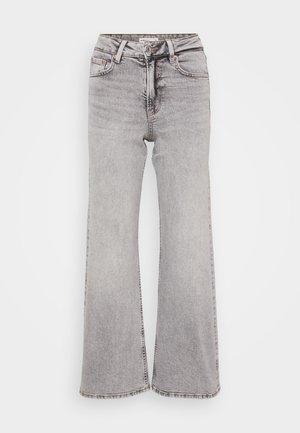 Grå vid jeans laget av denim, med et klassisk femlommers design, knappelukking og subtil falming for tekstur.