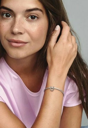 Pandora Charm - argentée couleur