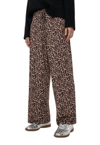 Terranova Pantaloni - var nero