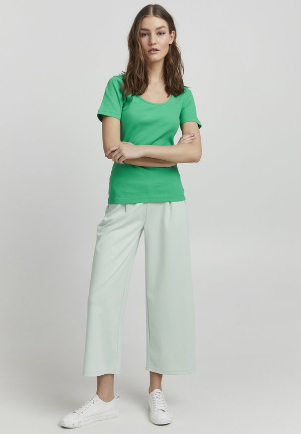 IHSUPER - Basic T-shirt4