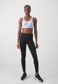 Under Armour INFINITY 2.0 HIGH - Sports-BH-er med mye støtte - celeste/white