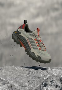 Επιλέχθηκε, diorite/ember
