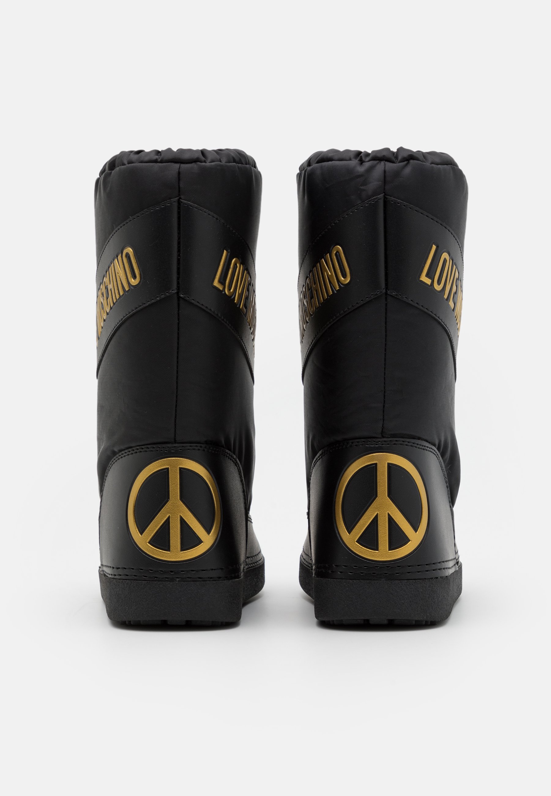 moschino moon boot