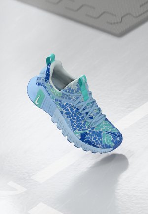 Nike Performance - Buty treningowe
