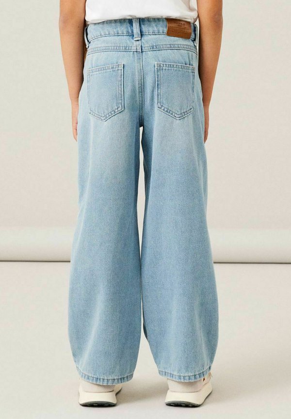 NKFROSE WIDE TE NOOS - Flared Jeans4