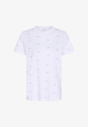 Bijela kratka majica s kratkim rukavima s malim, ravnomjerno raspoređenim uzorcima lagano plavih mašni i okruglim izrezom na vratu.