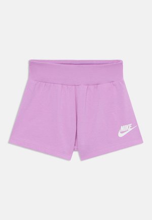 Shorts Nike lila cu un braț elastic lat, design scurt și un logo alb pe coapsa stângă. Material din bumbac fin.