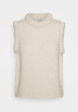 Ärmelloser Pullover in Cremefarbe mit hohem, geripptem Kragen, strukturiertem Strickmuster und rohen Kanten an den Armausschnitten, aus weicher, dicker Wolle gefertigt.