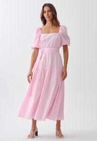 TUSSAH JANIE MIDI - Dnevna haljina - pale pink