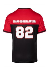 Zwarte en rode sporttrui met "TEAM GORILLA WEAR" in witte tekst en "82" in rode omringde cijfers op de achterkant.