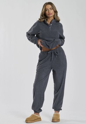 Loungeable SOFT FUZZY JUMPER AND JOGGER SET - Pigiama - grey
