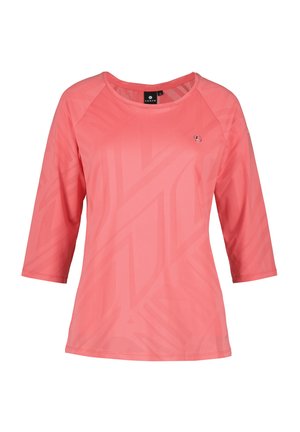 Roze sportshirt met 3/4 mouwen, ronde hals, geometrisch patroon textuur en een klein logo op de borst. Gladde stofafwerking.