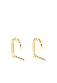 Guld metal øreringe med et minimalistisk design, der har en buet krogsform og en lige stift. Glat tekstur og blank finish.