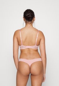Calvin Klein Underwear LIFT DEMI SEDUCTIVE CMFRT LOTU - Soutien de elevação - pink shell