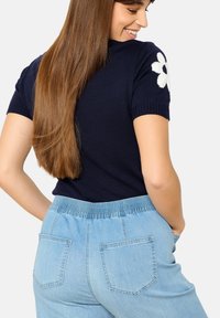 LolaLiza Apdrukāts T-krekls - navy basic