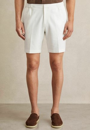 REGULAR FIT - DECK - Shorts - white