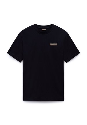 Černé bavlněné tričko s kulatým výstřihem a krátkým rukávem. Výrazné zlaté a černé logo na levé horní části hrudníku.