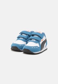 Puma CABANA RACER 20 UNISEX - Sneakers - white/black/blue horizon/maple syrup