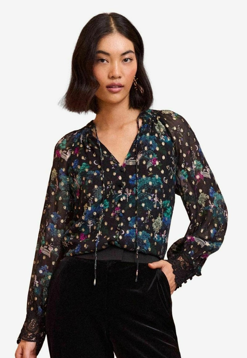 Love & Roses V NECK   - Blusa - black scenic