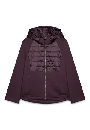 Sudadera morada con un panel frontal acolchado, cierre con cremallera y capucha. Cuenta con mangas largas y una textura suave. Incluye bolsillos laterales.