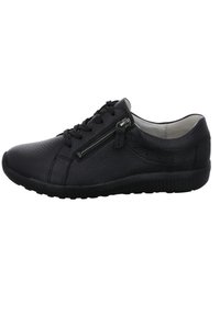 Baskets noires en cuir texturé avec fermeture à lacets, détail de fermeture éclair sur le côté et semelle en caoutchouc pour une meilleure adhérence.