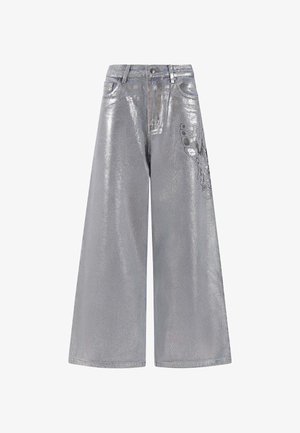 Sølvmetallic brede ben jeans med høj talje, med lommer og en sommerfugleprint detalje på venstre lår. Strukturéret glansfinish.