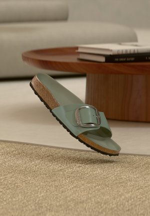 MADRID LENA NARROW - Sandale - pure sage