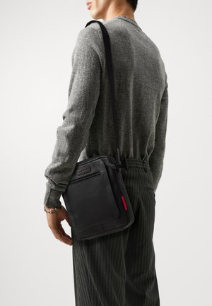 CLARK - Sac bandoulière - schwarz