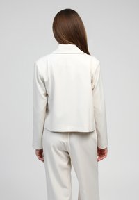 AN'GE ZATALIA - Blazer - ecru