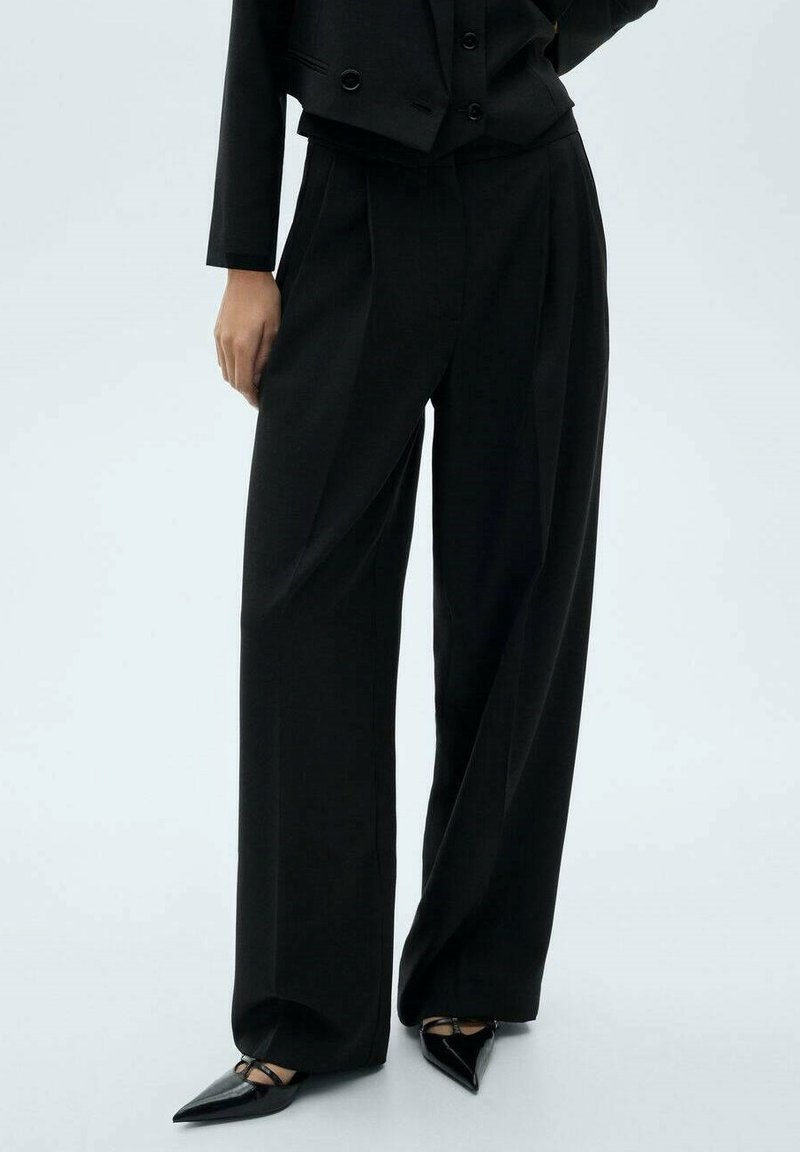 Mango SMOCK - Nohavice - black