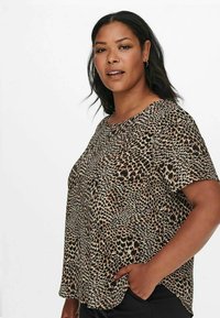 ONLY Carmakoma CARVICA - Bluse - humus