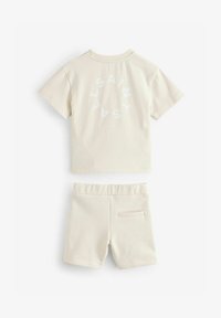 Non sélectionné, natural