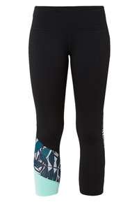 Černé legíny s širokým pasem, které mají vzorovanou boční část v odstínech modré a černé, vyrobené z hladké, elastické látky.