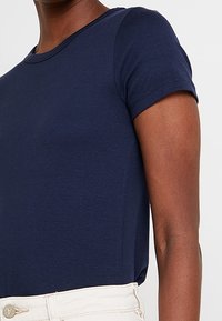 GAP Jednoduché tričko - dark blue