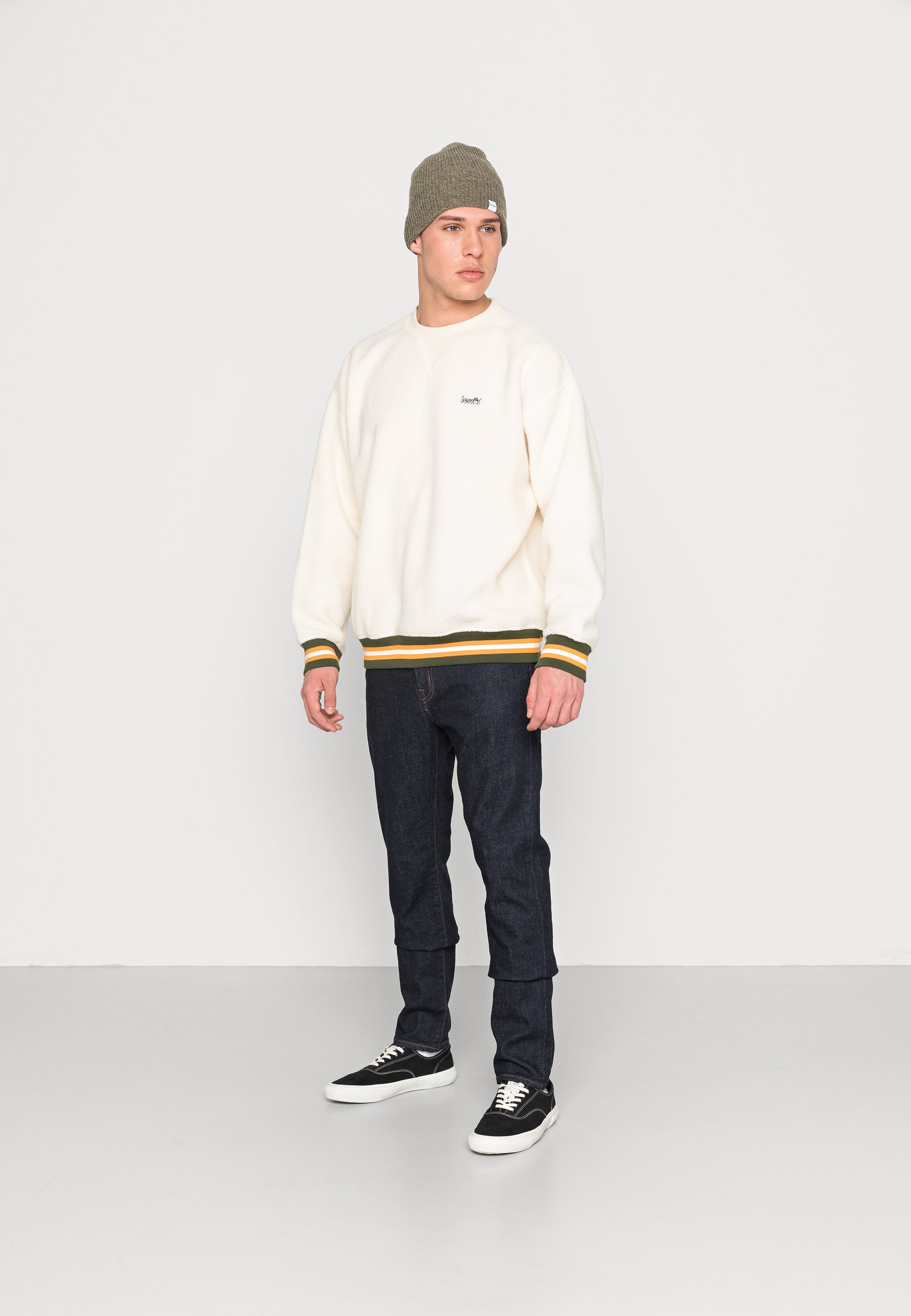 Levi's® SHERPA TIPPED CREW - Felpa - true tipping mossy green/beige -  Zalando.it