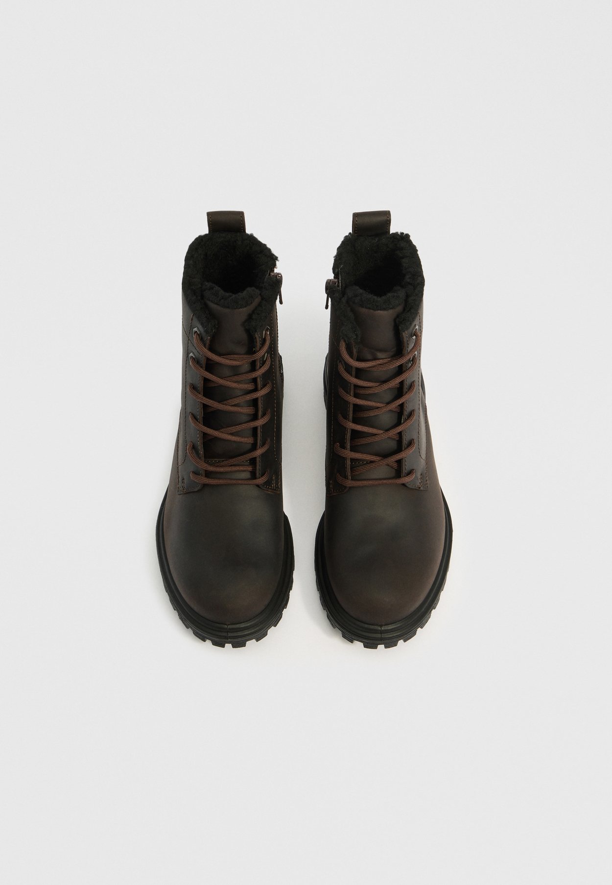 Schnürstiefelette