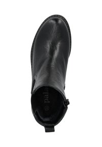 Botte de cheville en cuir noir avec une texture lisse, bout arrondi, fermeture éclair sur le côté et une petite languette au talon pour un enfilage facile.