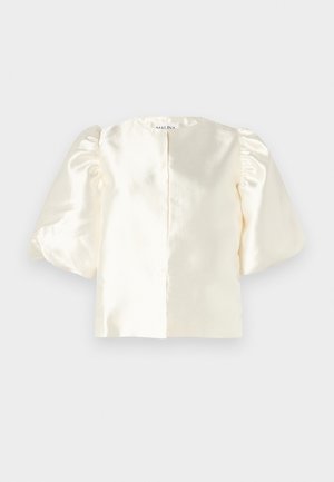 Elfenbenssatengbluse med puffede ærmer, der har en rund halsudskæring og en lige ryglukning. Glat tekstur med et minimalistisk design.