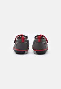 Keen SEACAMP II CNX YOUTH UNISEX - Tursandaler - magnet/drizzle