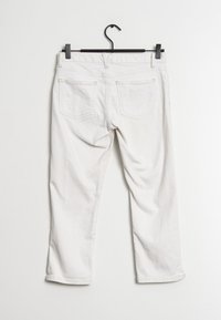 Boden Džíny Relaxed Fit - weiß